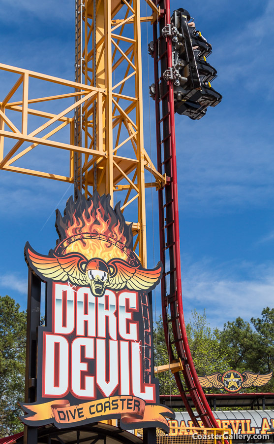 Dare Devil Dive at Six Flags Over Georgia