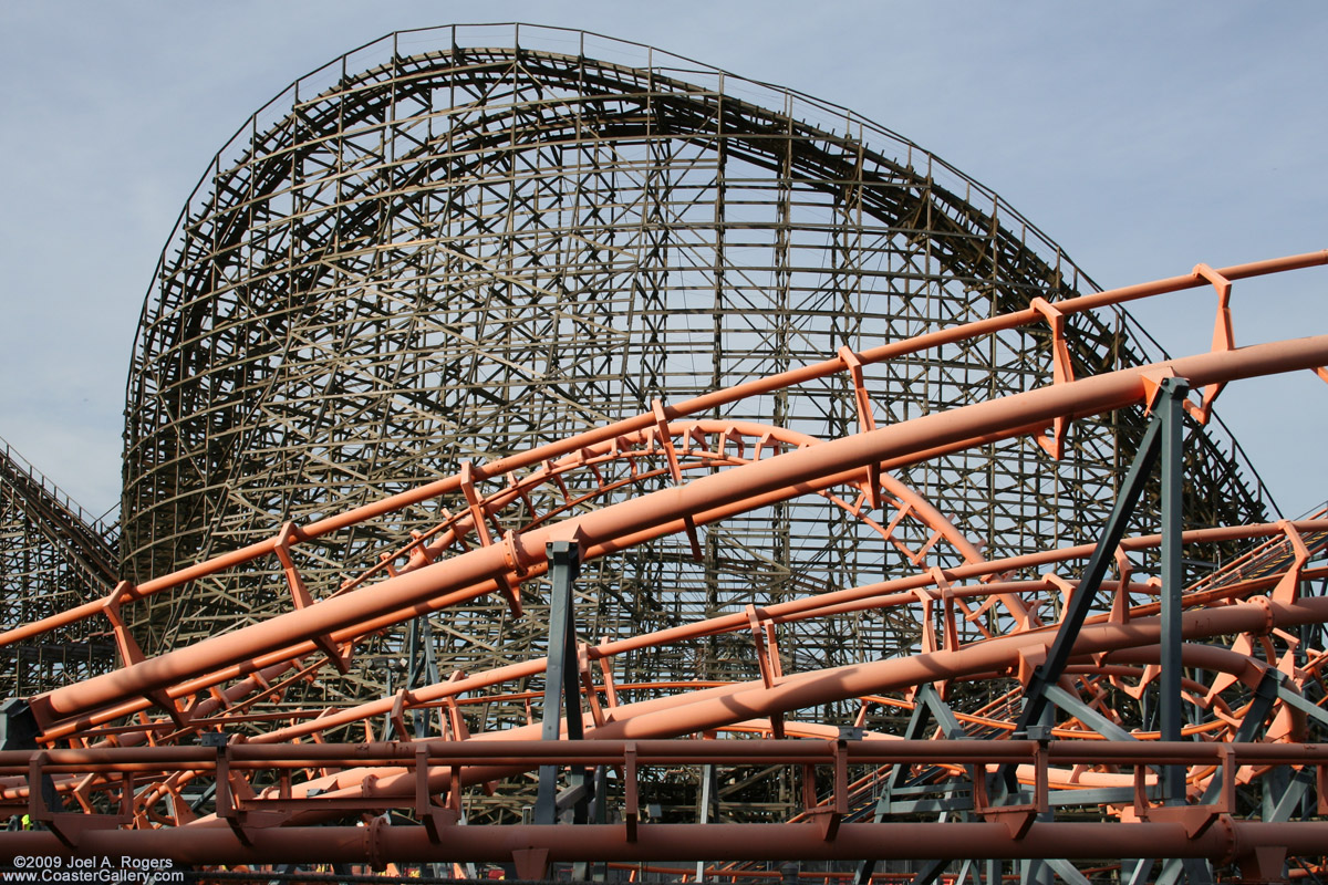 A looping steel coaster and a wooden racing coaster