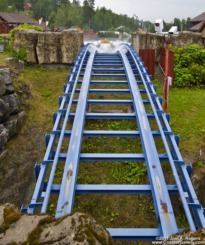 Point of View of the SuperSplash water coaster