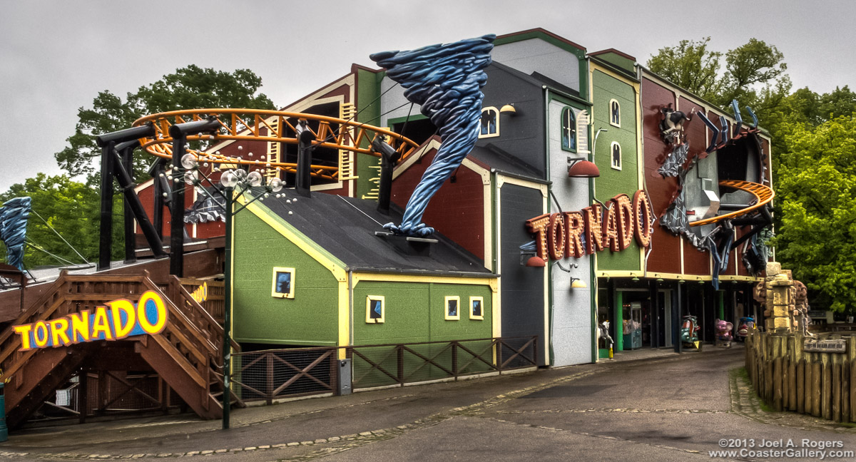 Tornado roller coaster