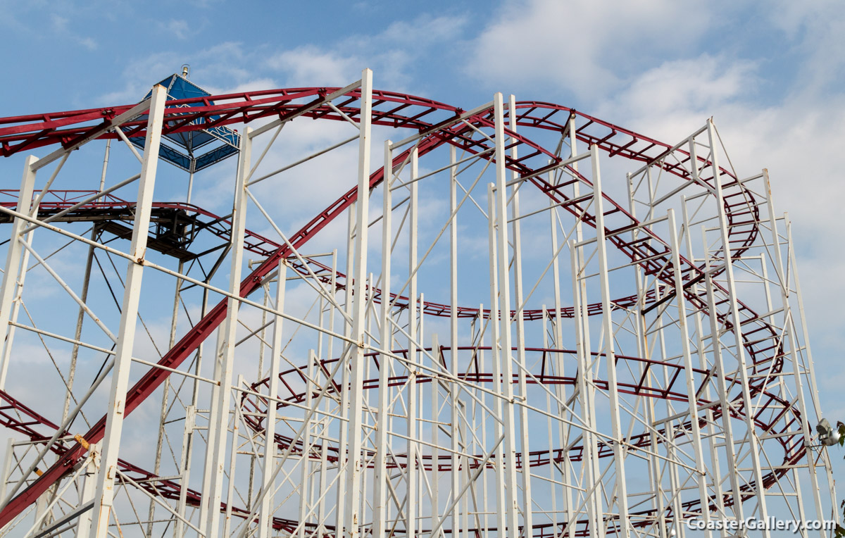 Big Ohhhh! roller coaster at Nebraska's Fun-Plex amusement park.