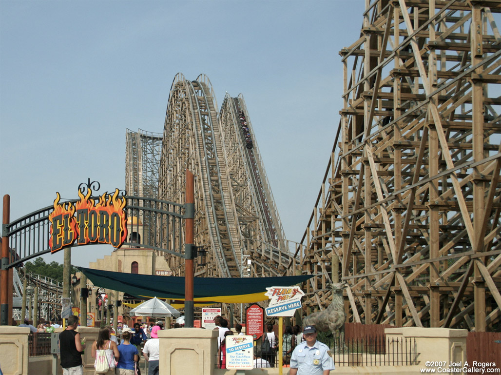 El Toro roller coaster in the Plaza Del Carnaval