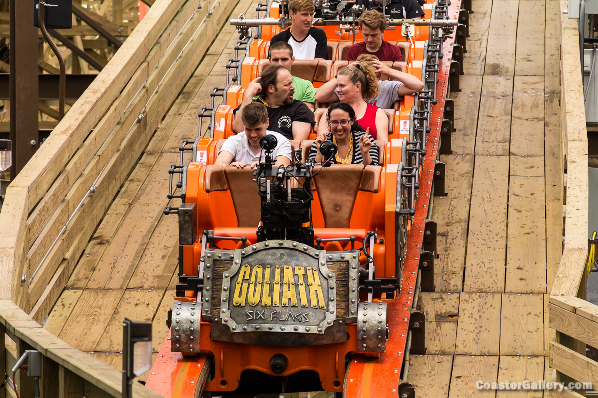 Name-plane on the Goliath roller coaster in Gurnee, Illinoism