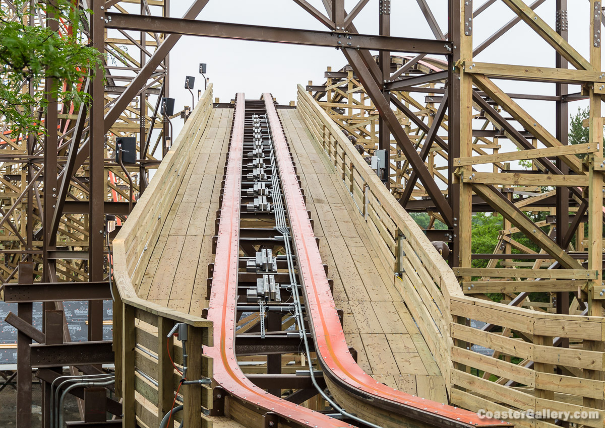 Magnetic brake system on the Goliath roller coaster in Gurnee, Illinoism