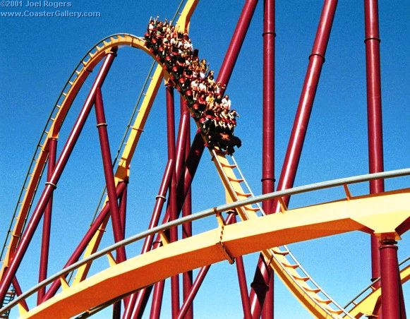 Raging Bull hyper-twister roller coaster