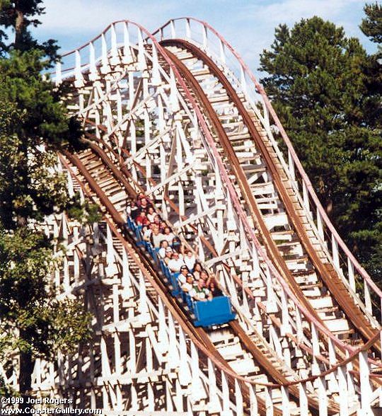 Pictures of the Rolling Thunder - Rednuht Gnillor - roller coaster in Jackson, New Jersey