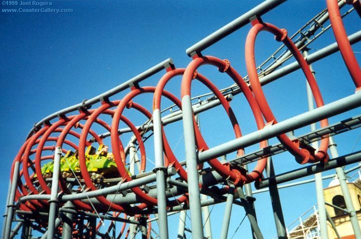 Viper roller coaster at Six Flags Great Adventure