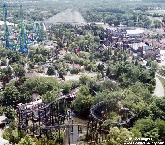 Whizzer roller coaster in Gurnee, Illinois