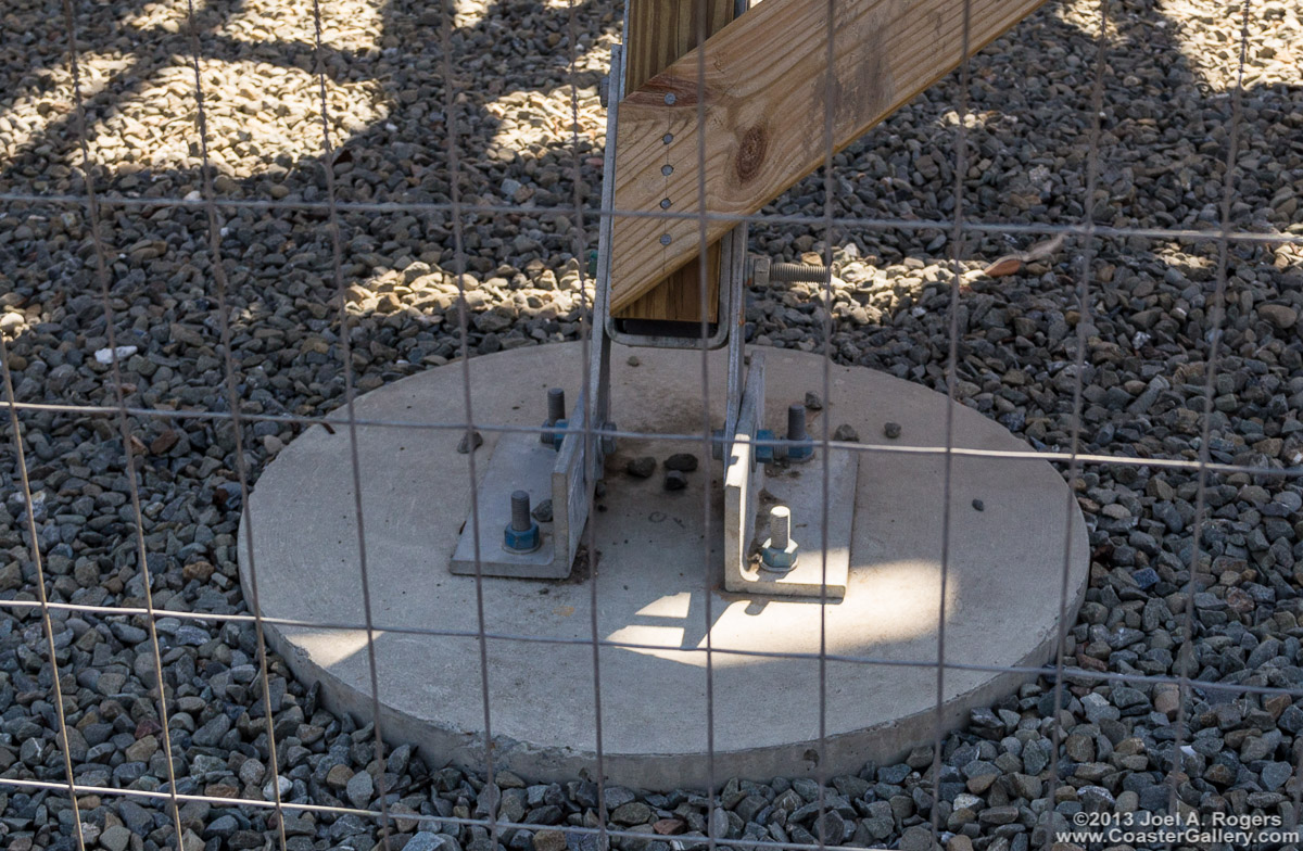 Construction techniques on the Gold Striker roller coaster