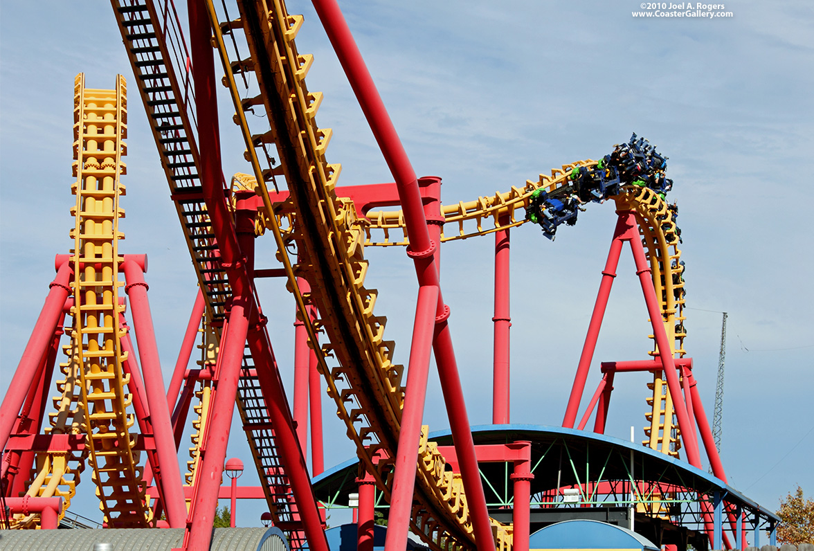 Face Off - Invertigo roller coaster