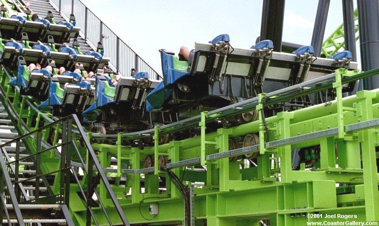 Lift hill of Geauga Lake's X-Flight