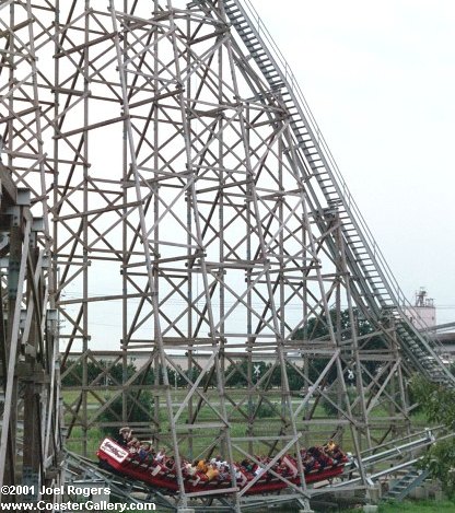 Excalibur roller coaster in Shakopee Minnesota