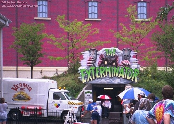 Exterminator roller coaster in Kennywood