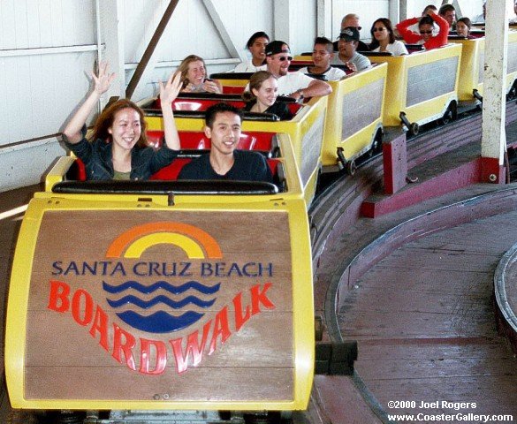 Giant Dipper roller coaster in the station