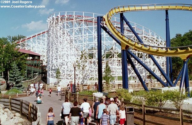 Raging Wolf Bobs and Dominator