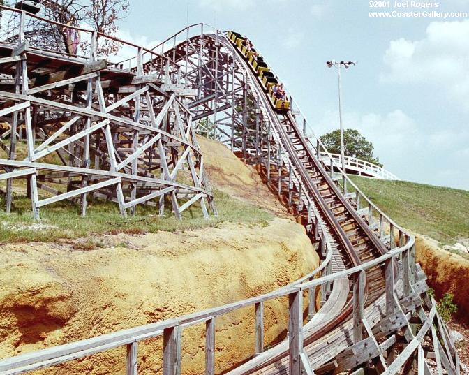 The amazing drop on the Cyclops roller coaster