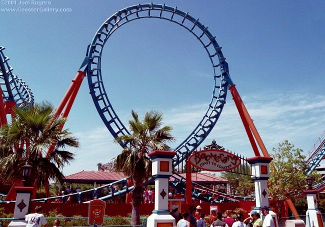 Vekoma Boomerang in San Antonio, Texas - The Boomerang Coast to Coaster