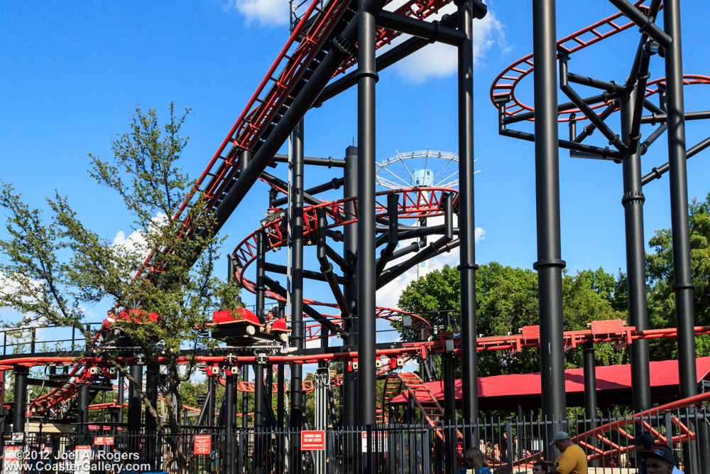 Big Spin roller coaster at Six Flags