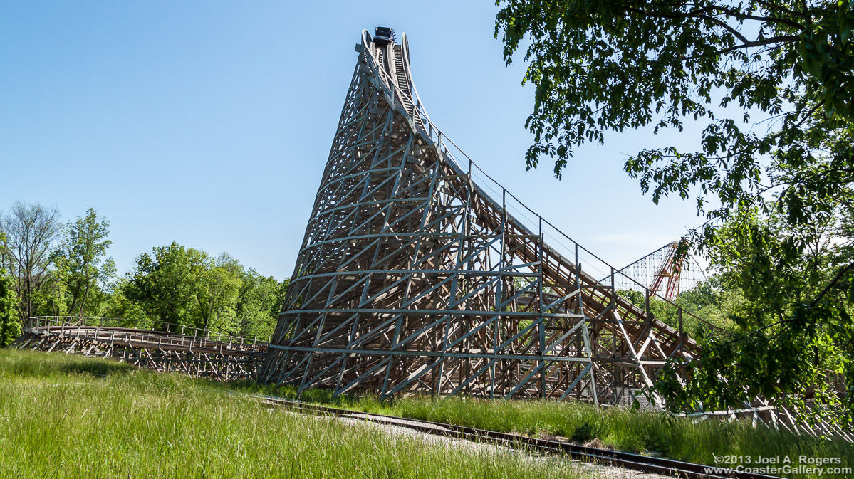 Worlds of Fun pictures and information.r