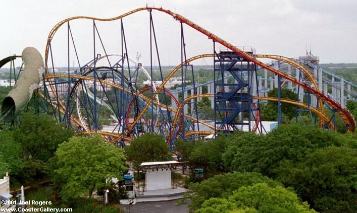 Three vertical loops on Taz's Texas Tornado