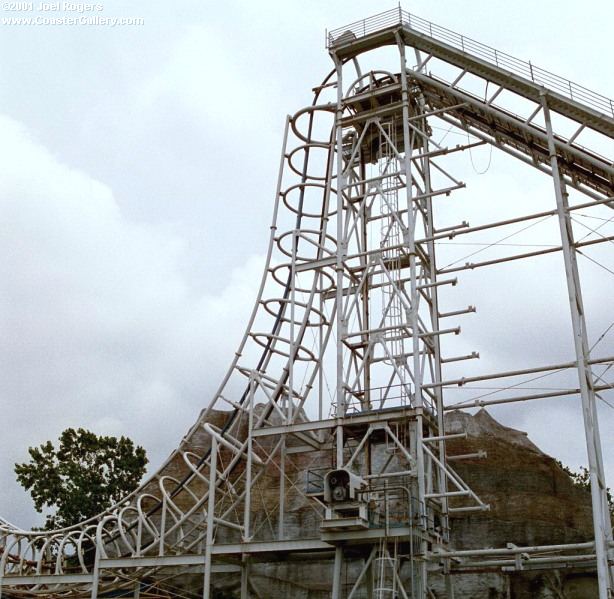 Ultra Twister's 85-degree drop