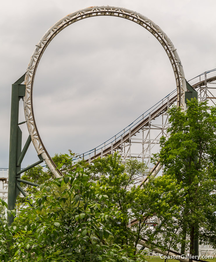 Dragon coaster - wheels and restraints