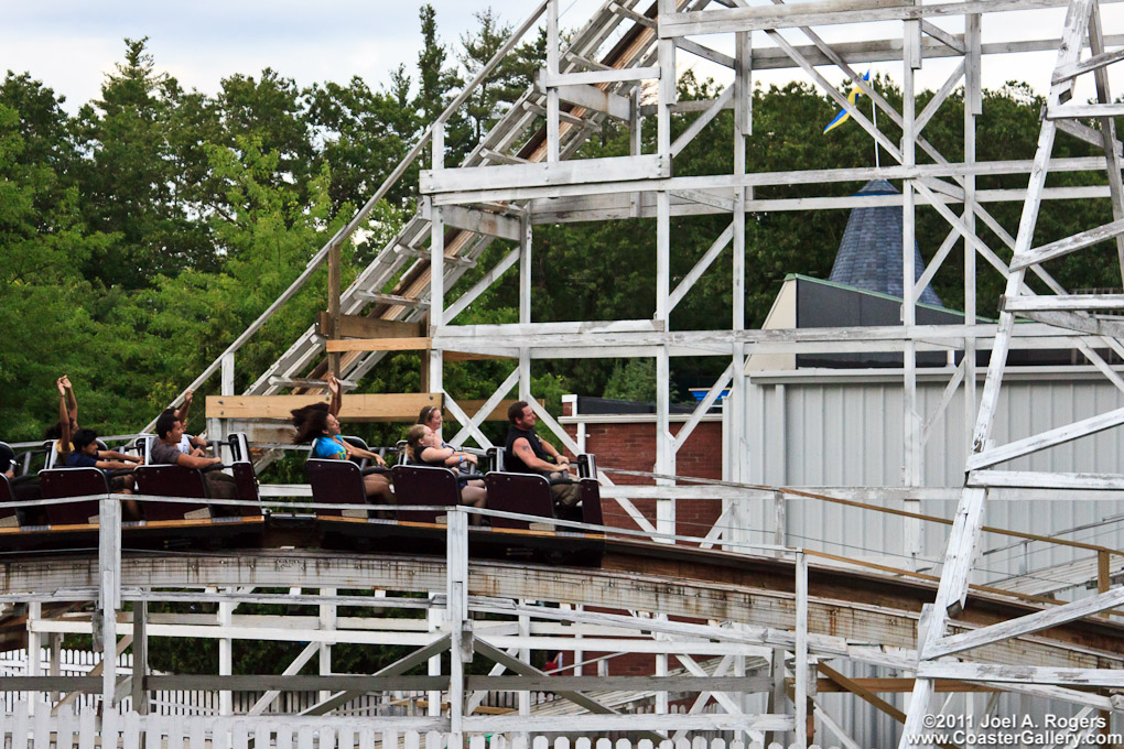 Theme park photography is available on CoasterGallery.com