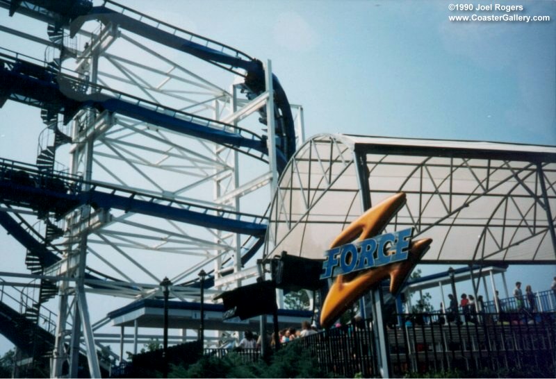 Z Force. Intamin Space Diver diving roller coaster