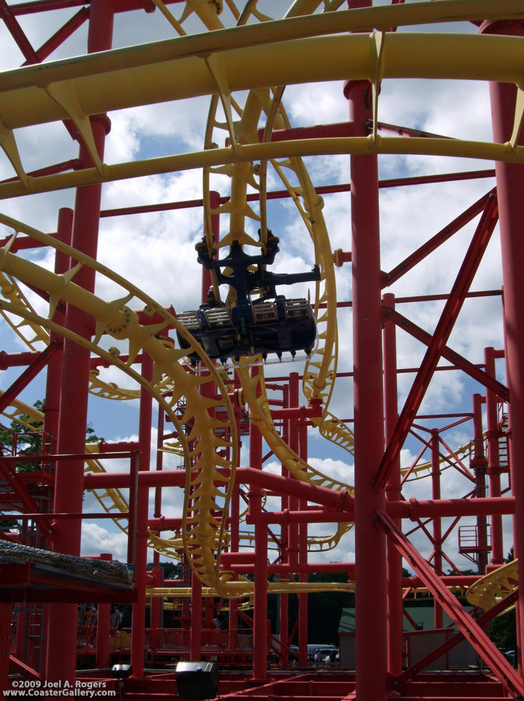 Zamperla Volare flying coaster