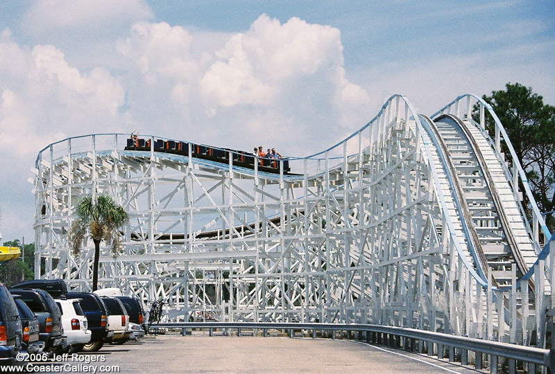 Cannonball Run built by Custom Coasters International (CCI)