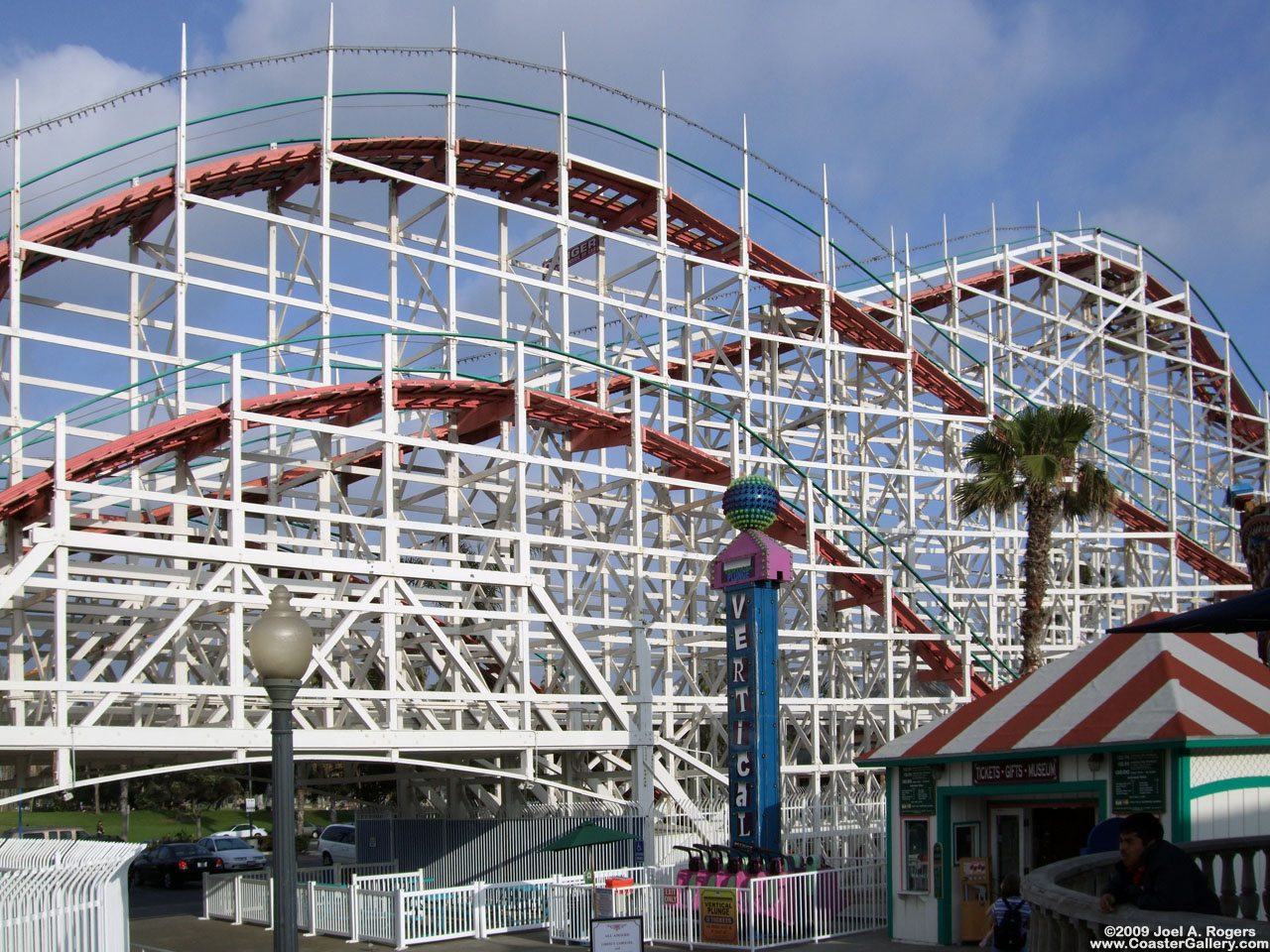 Giant Dipper roller coaster