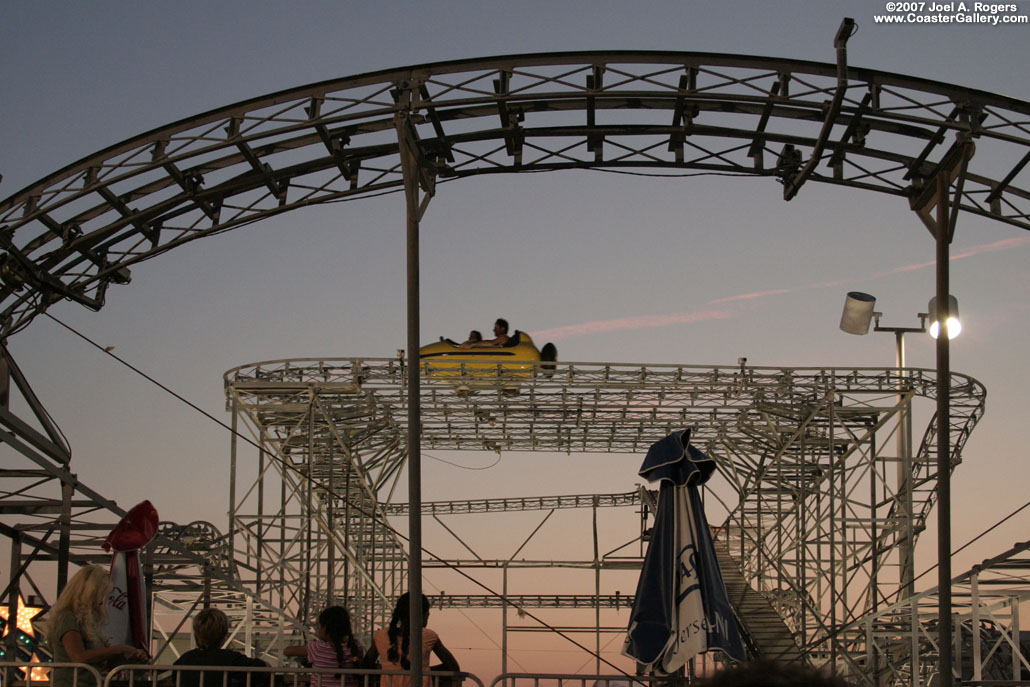 Night amusement park