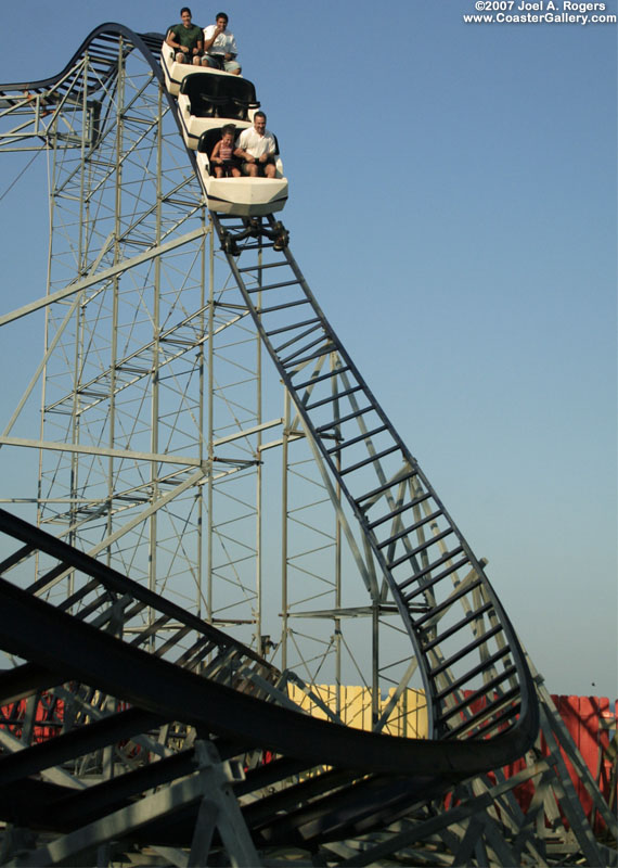 Star Jet roller coaster dropping down the hill