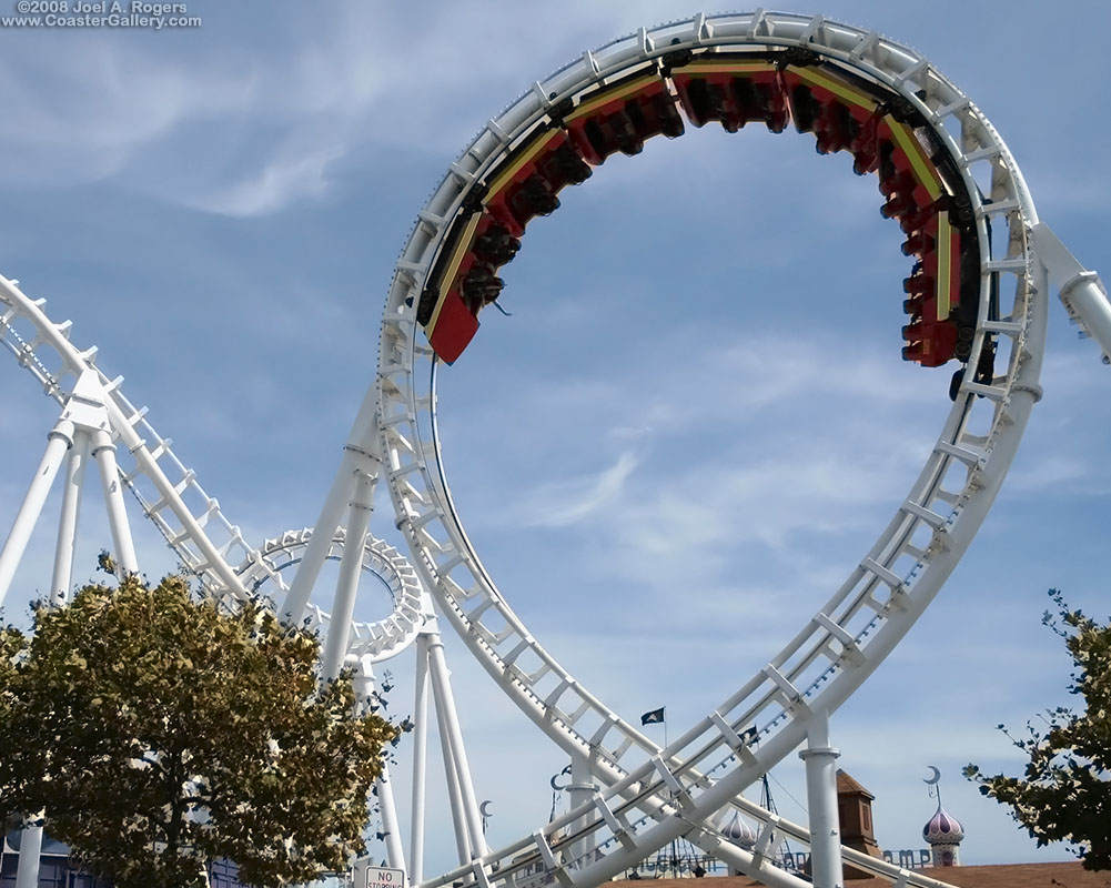 Vekoma looping roller coaster in Maryland