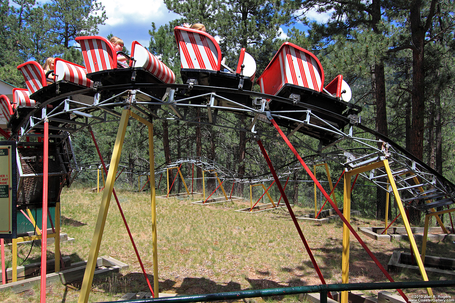 Family coaster with a North Pole theme