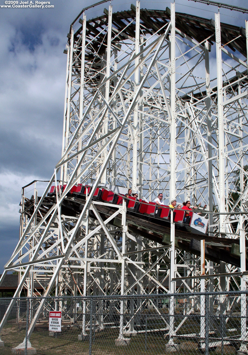 I am so glad that this roller coaster got relocated!