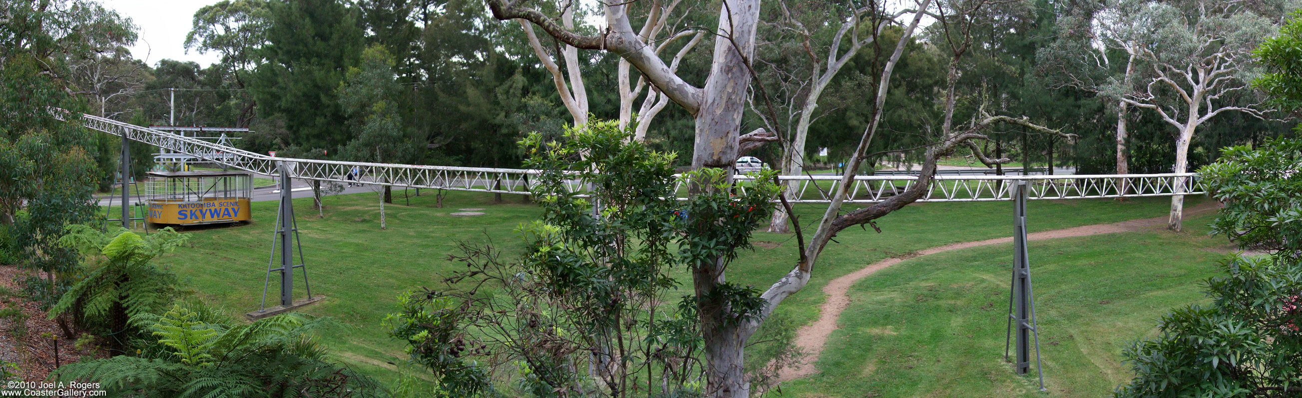 Wide-screen image of the Orphan Rocker and Katoomba Skyway in Australia