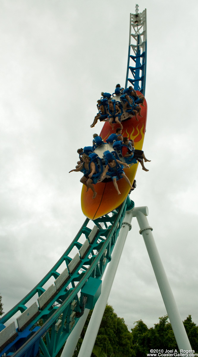 A picture of a spinning coaster