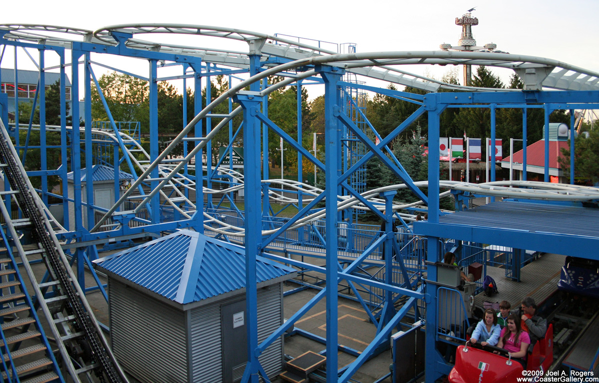 Toboggan Nordique roller coaster in La Ronde
