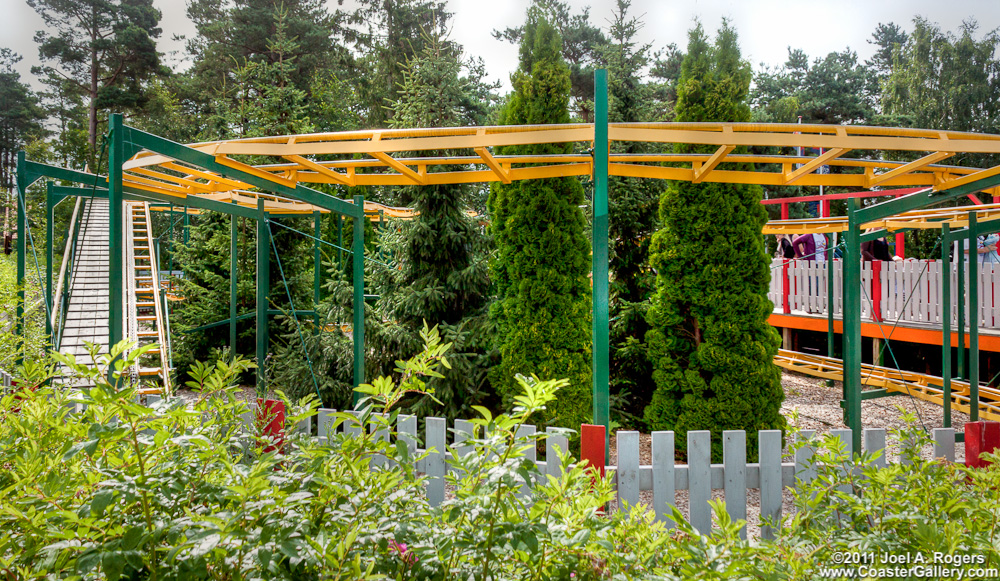 Karlo's Taxi - Wacky Worm at Djurs Sommerland