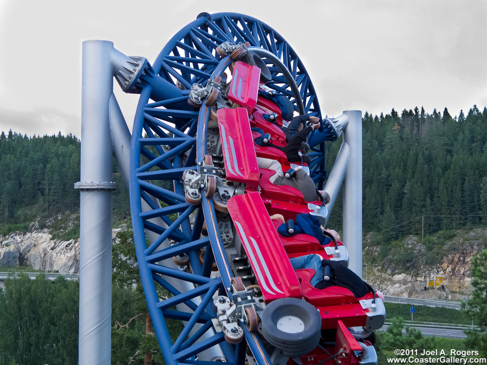 Corkscrew on the Speed Monster roller coaster