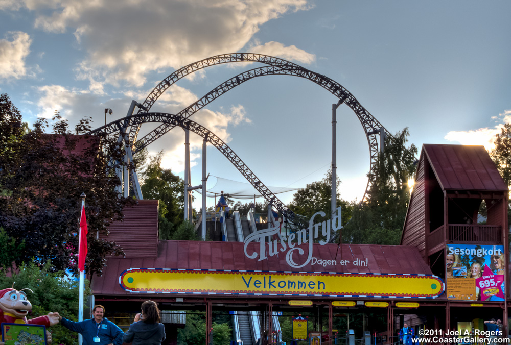 TusenFryd's entrance - TusenFryd inngang