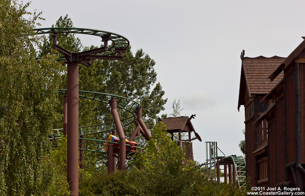 Viking roller coaster going around trees