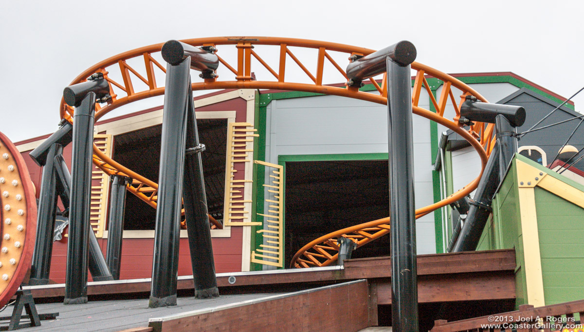 Tornado roller coaster