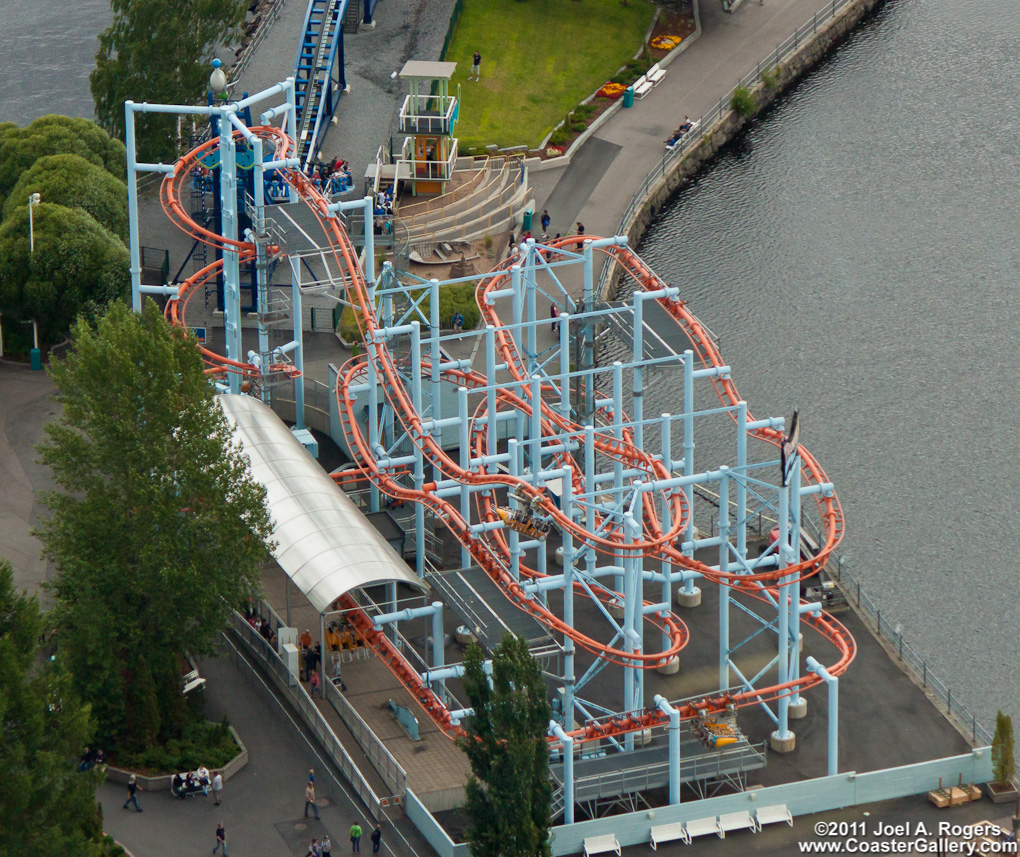 Aerial view of the Trombi roller coaster
