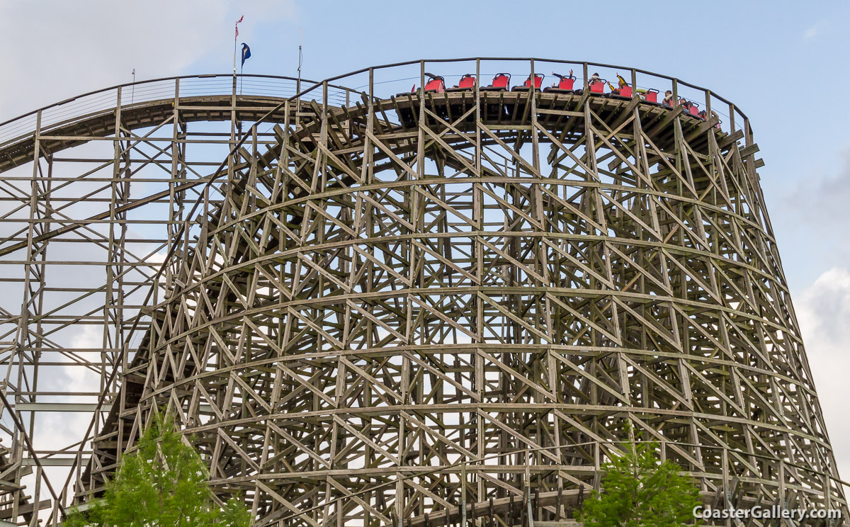 The wooden lift hill on the Kentucky Rumbler roller coaster