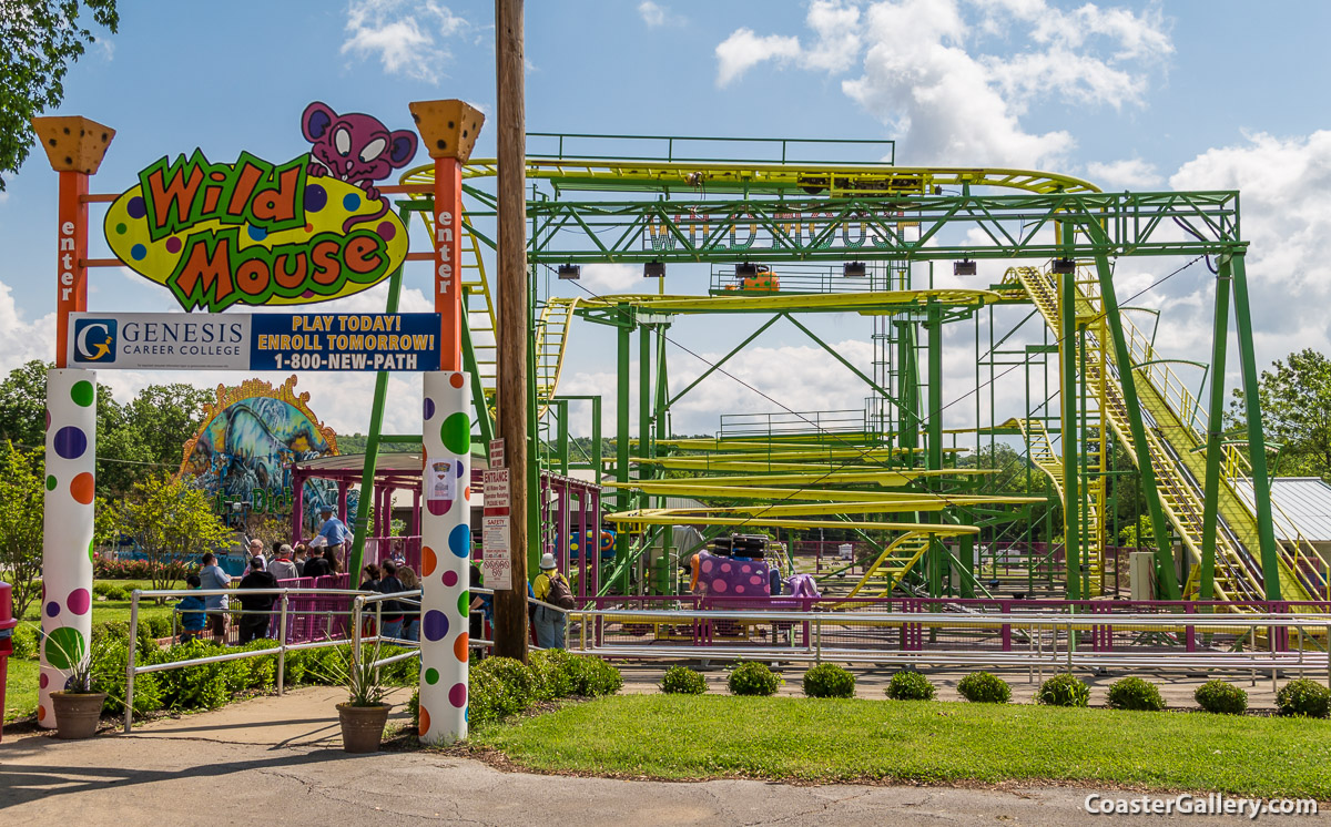 Wild Mouse roller coaster