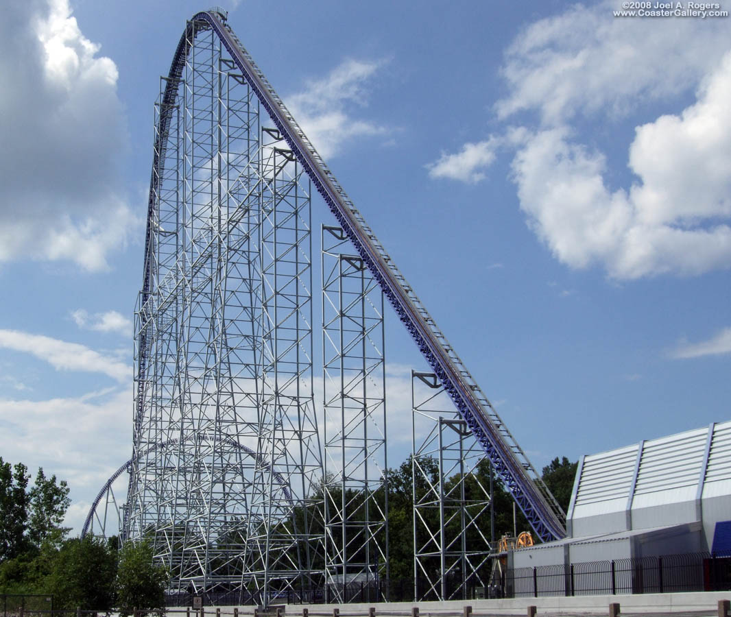 Millennium Force's station, cable lift hill, and overbanked turn