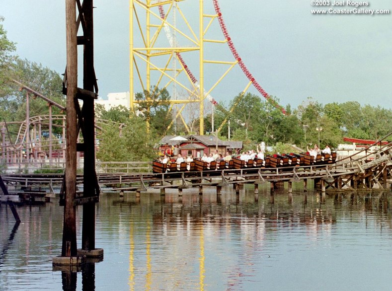 Cedar Creek Mine Ride roller coaster