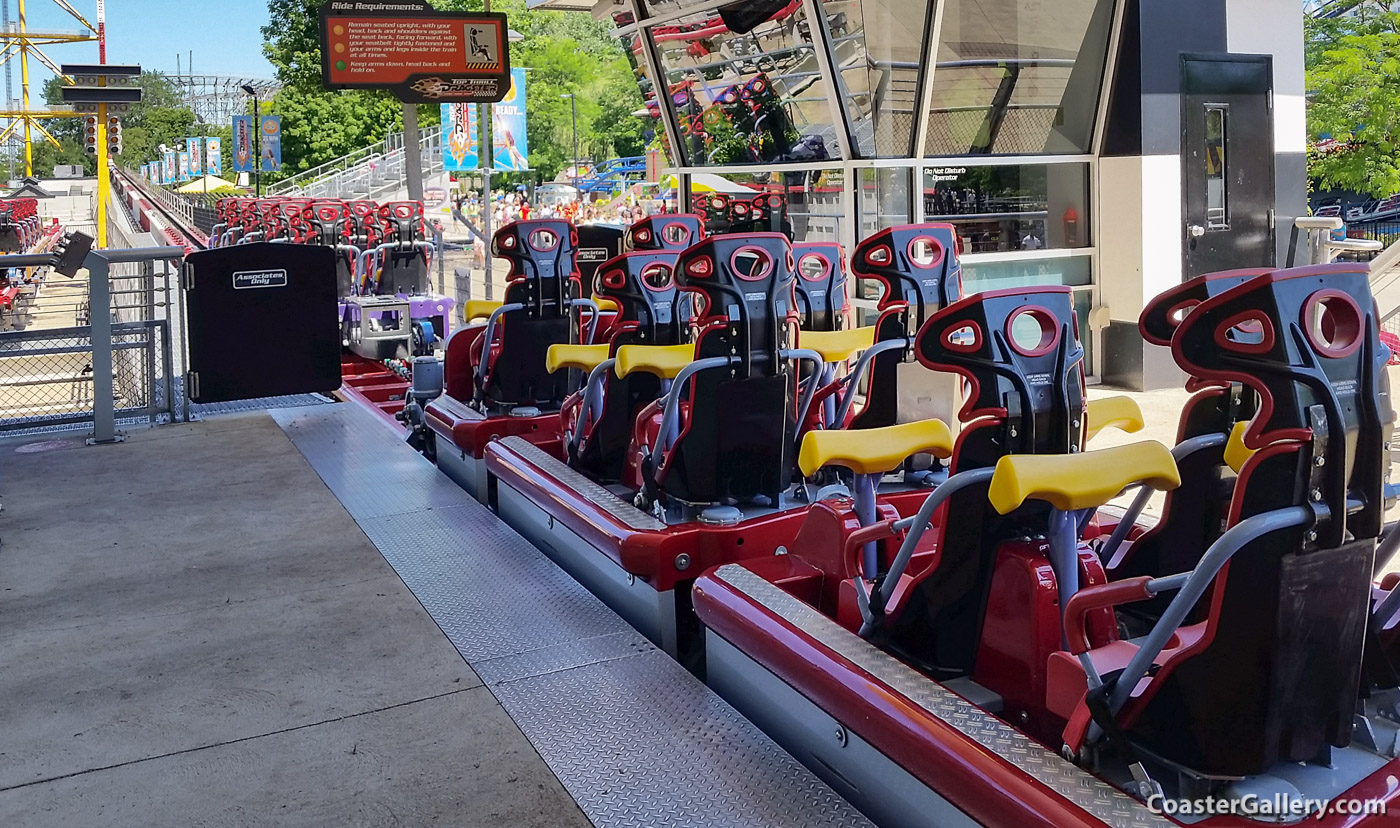 Top Thrill Dragster trains and loading station